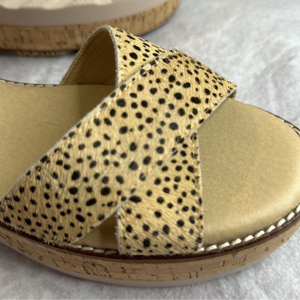 Corkys Sandals Animal Print - Picture 2 of 5